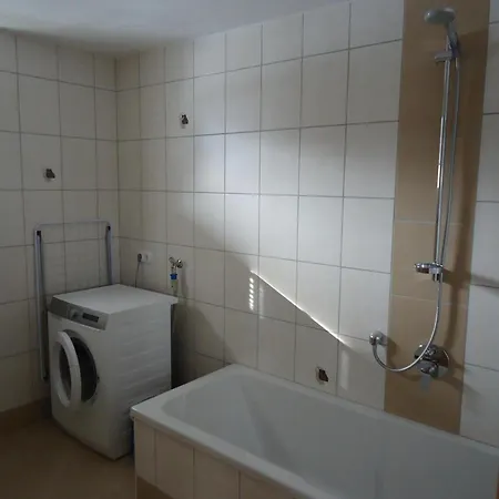 Daire Rainer Vogelhaus *